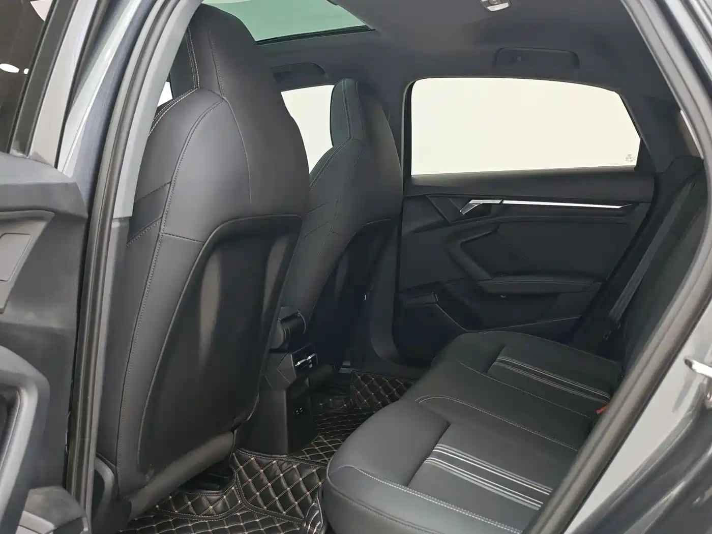 Audi A3 2022 A3L Limousine 35 TFSI Style Sport фото 9