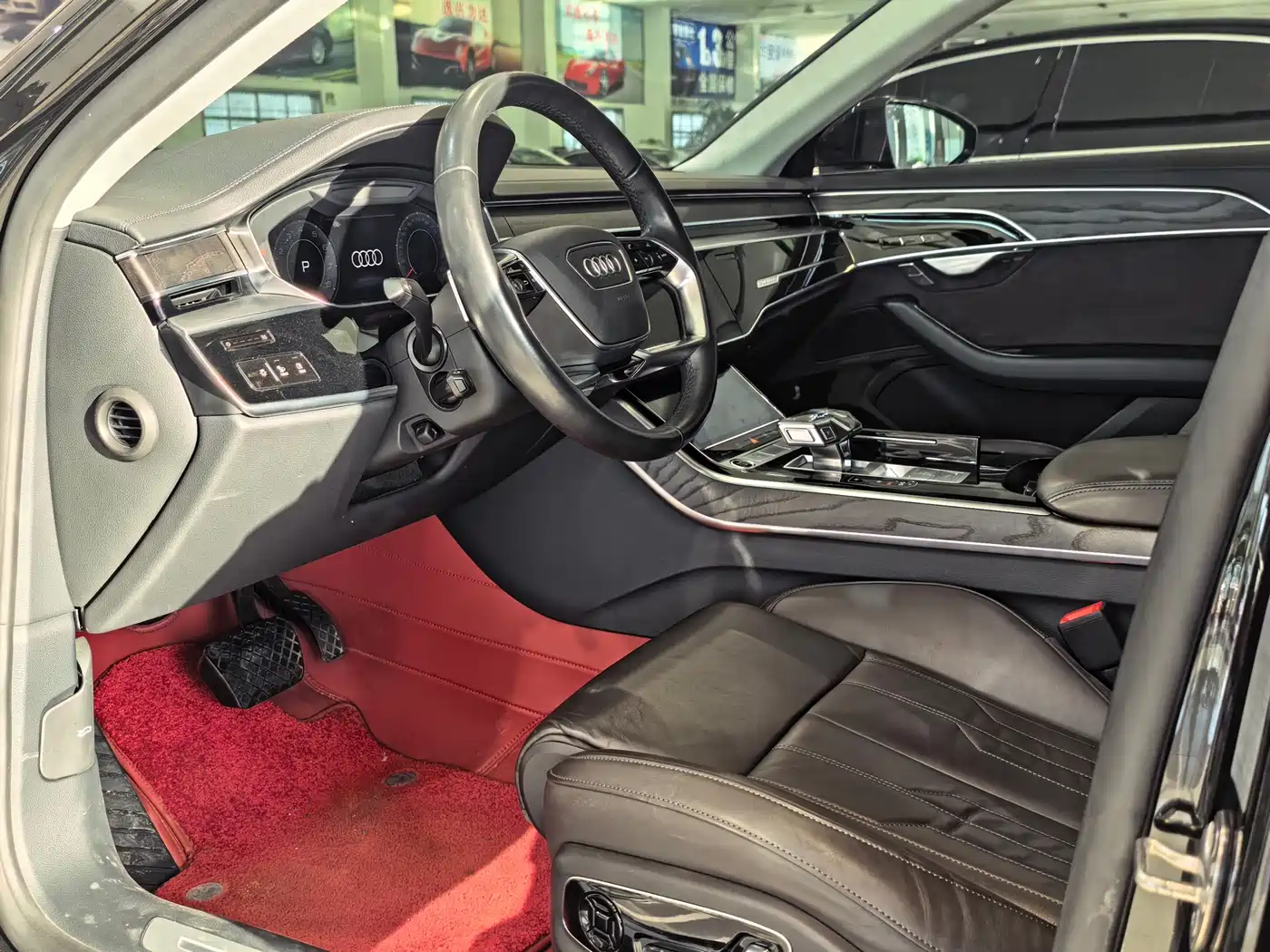 Audi A8 2024 Model A8L 45 TFSI quattro Luxury фото 5