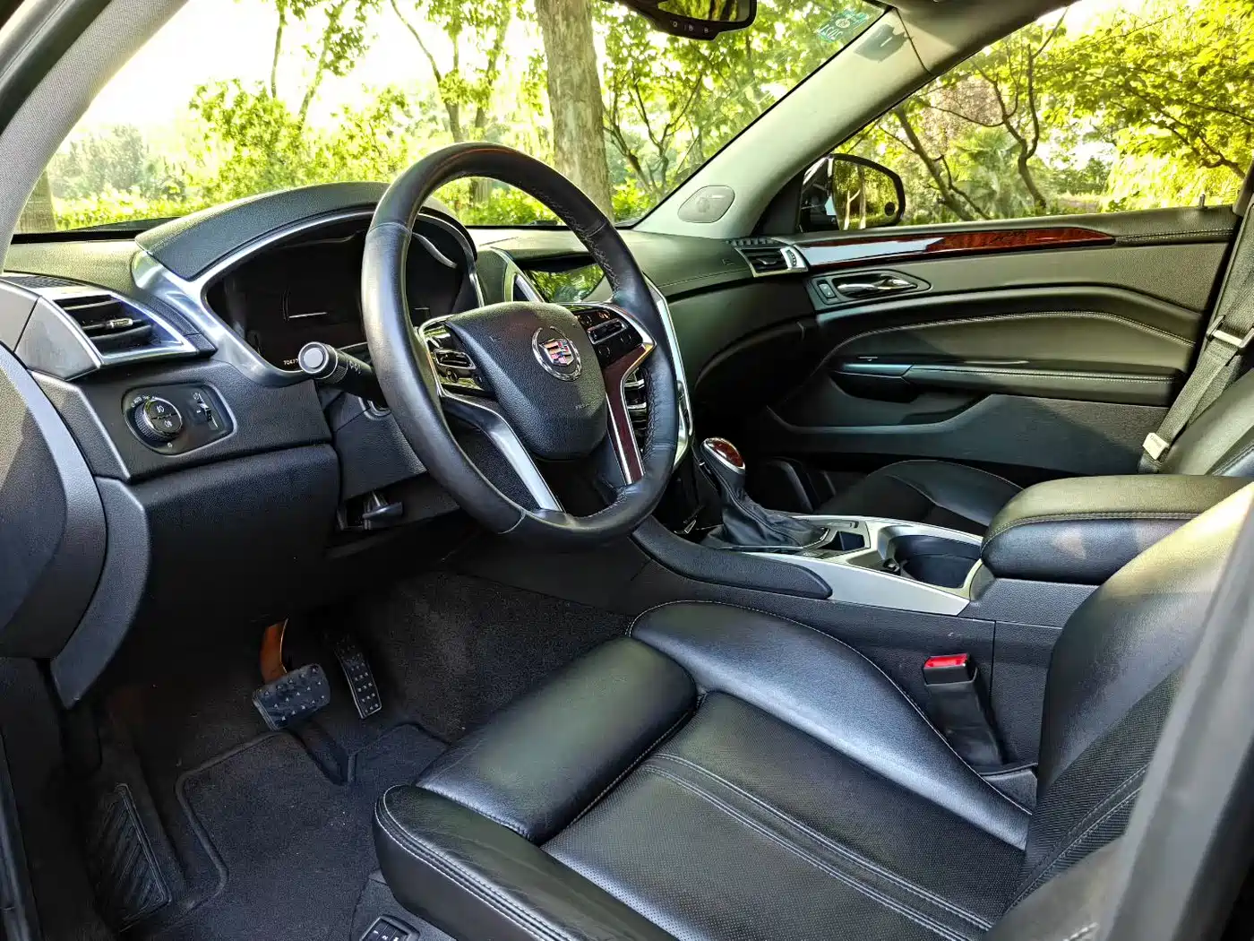 Cadillac SRX 2015 2014 3.0L Leading Model