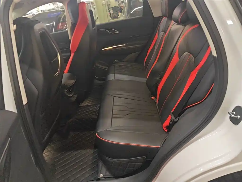 Hongqi HS3 2023 1.5T 2WD Virtue Edition фото 17