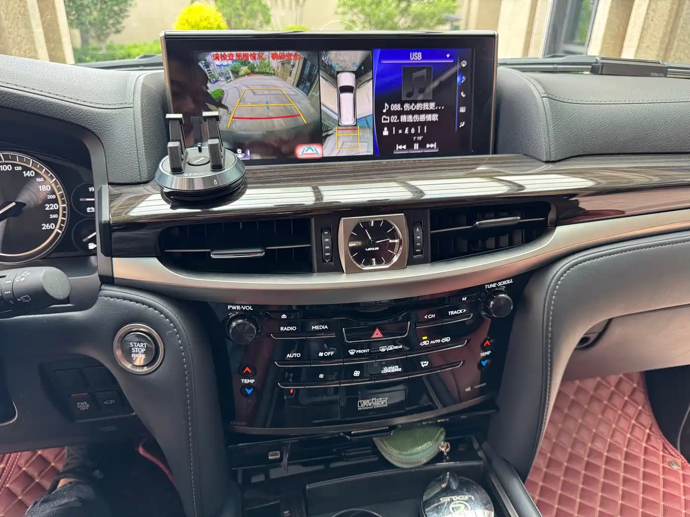 Lexus LX 2019 570 Dynamic Luxury Edition фото 20