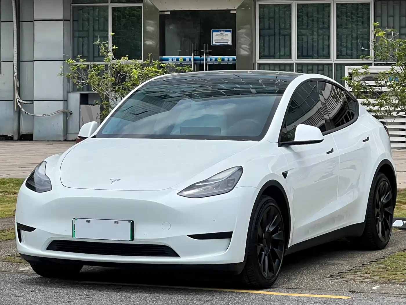 Tesla Model Y 2022