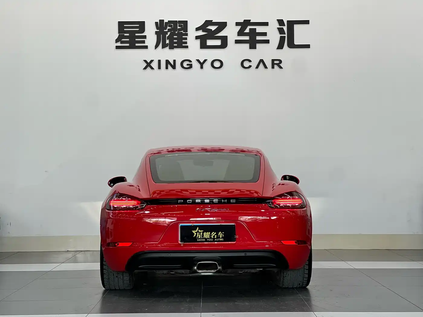Porsche 718 2018 Cayman 2.0T фото 2
