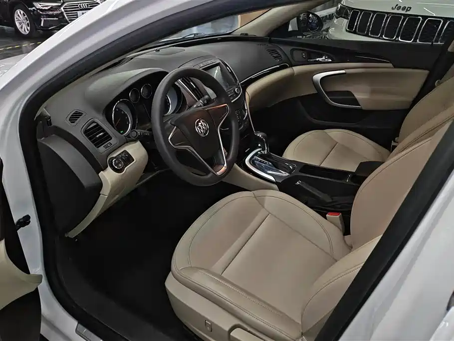 Buick Regal 2015 2.0L Leading Fashion Model фото 9