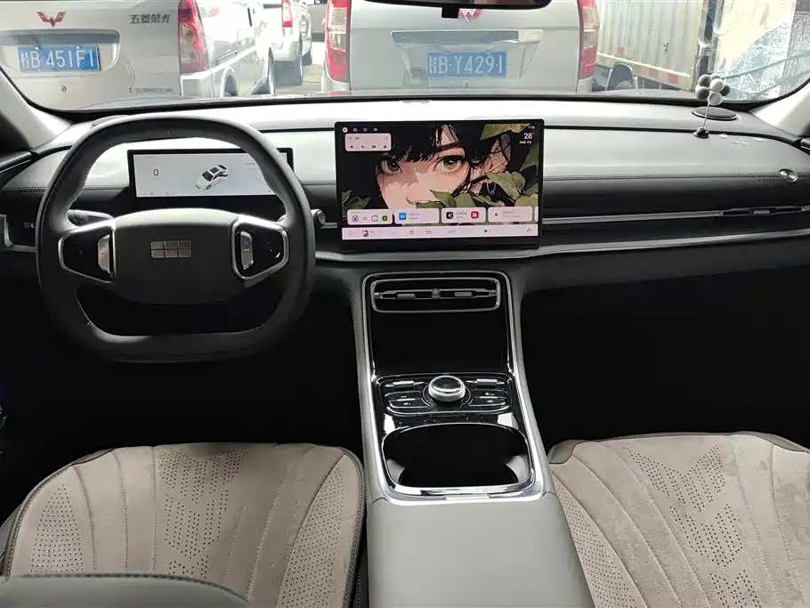 Geely Galaxy Galaxy A7 2025 EM-i 70km Luxury Edition фото 12