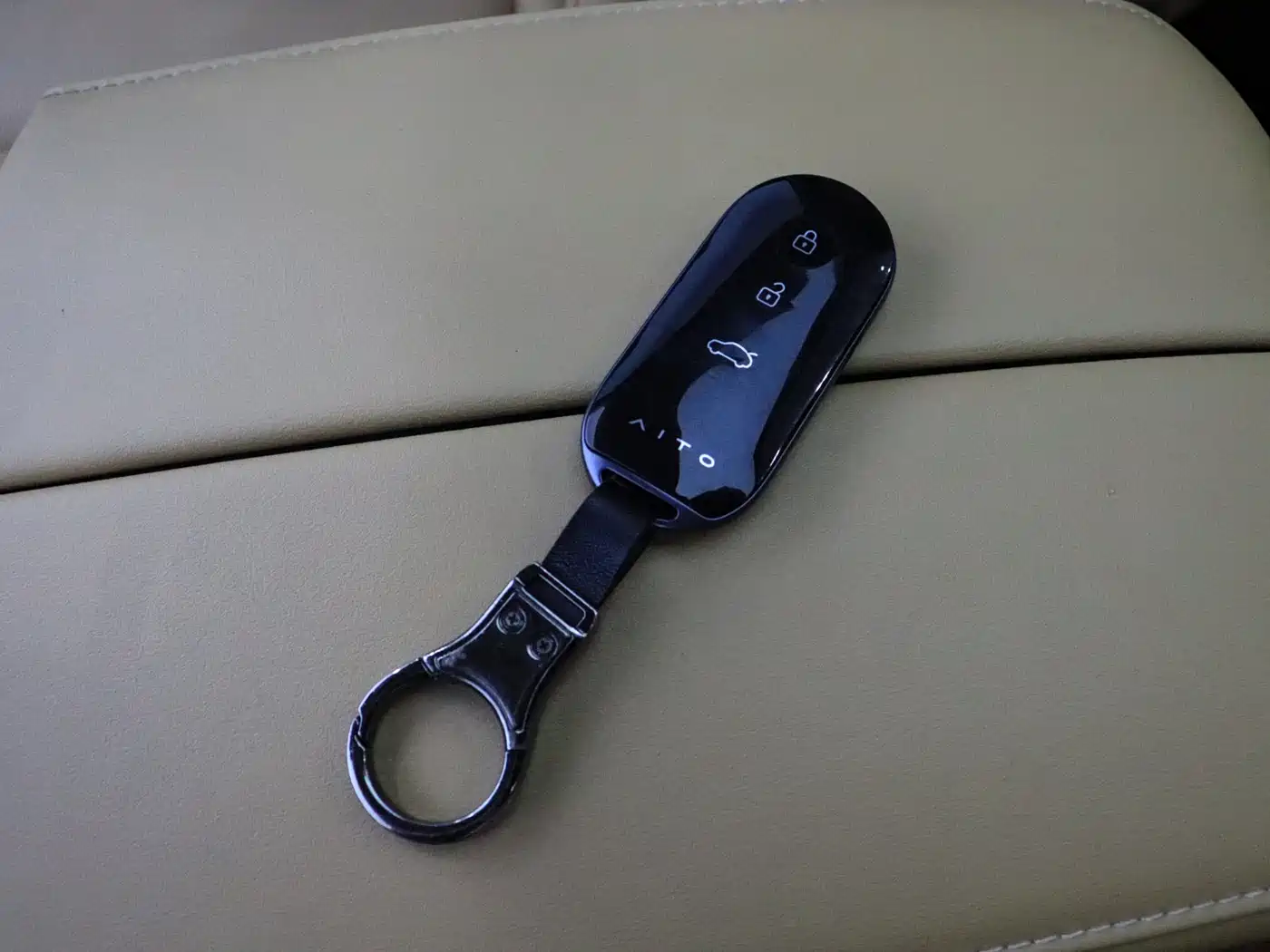AITO Wenjie AITO M7 2022 1.5T RWD Comfort Edition фото 17