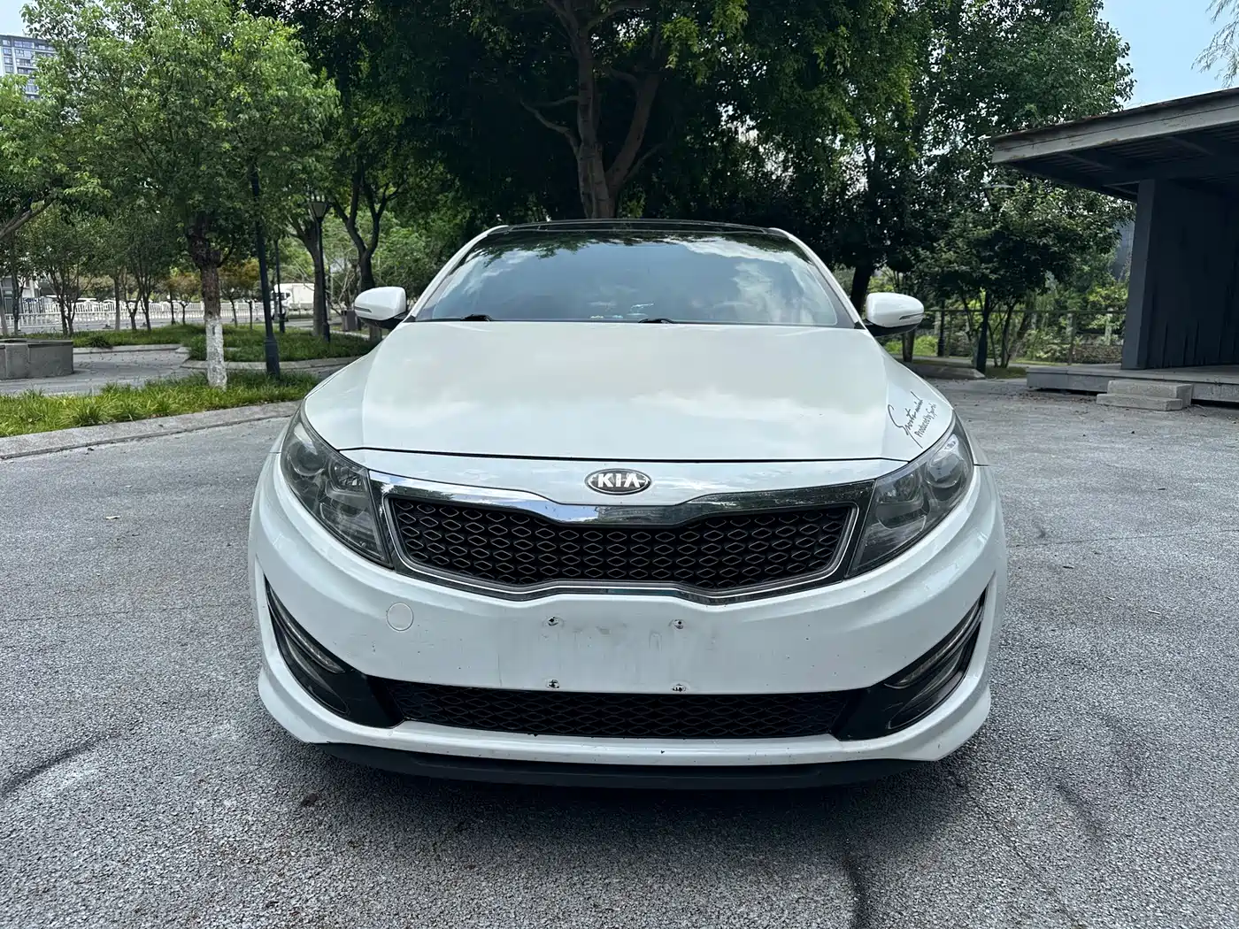 Kia K5 2013 2012 2.0L Automatic DLX