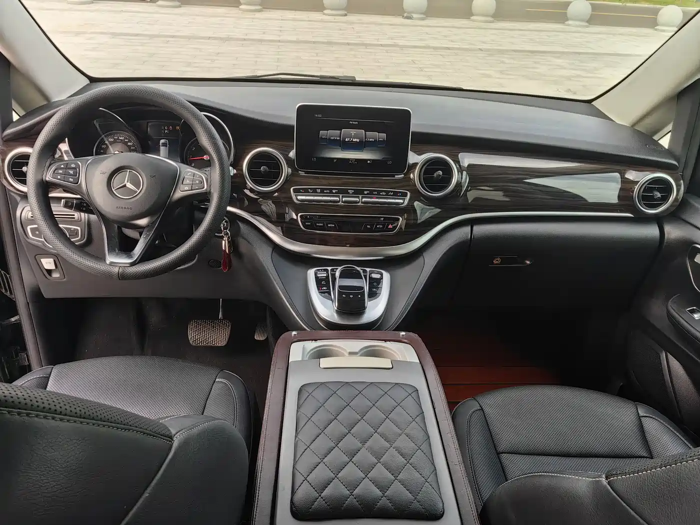 Mercedes-Benz V-Class 2018 V 260 Navigator Edition China VI фото 10