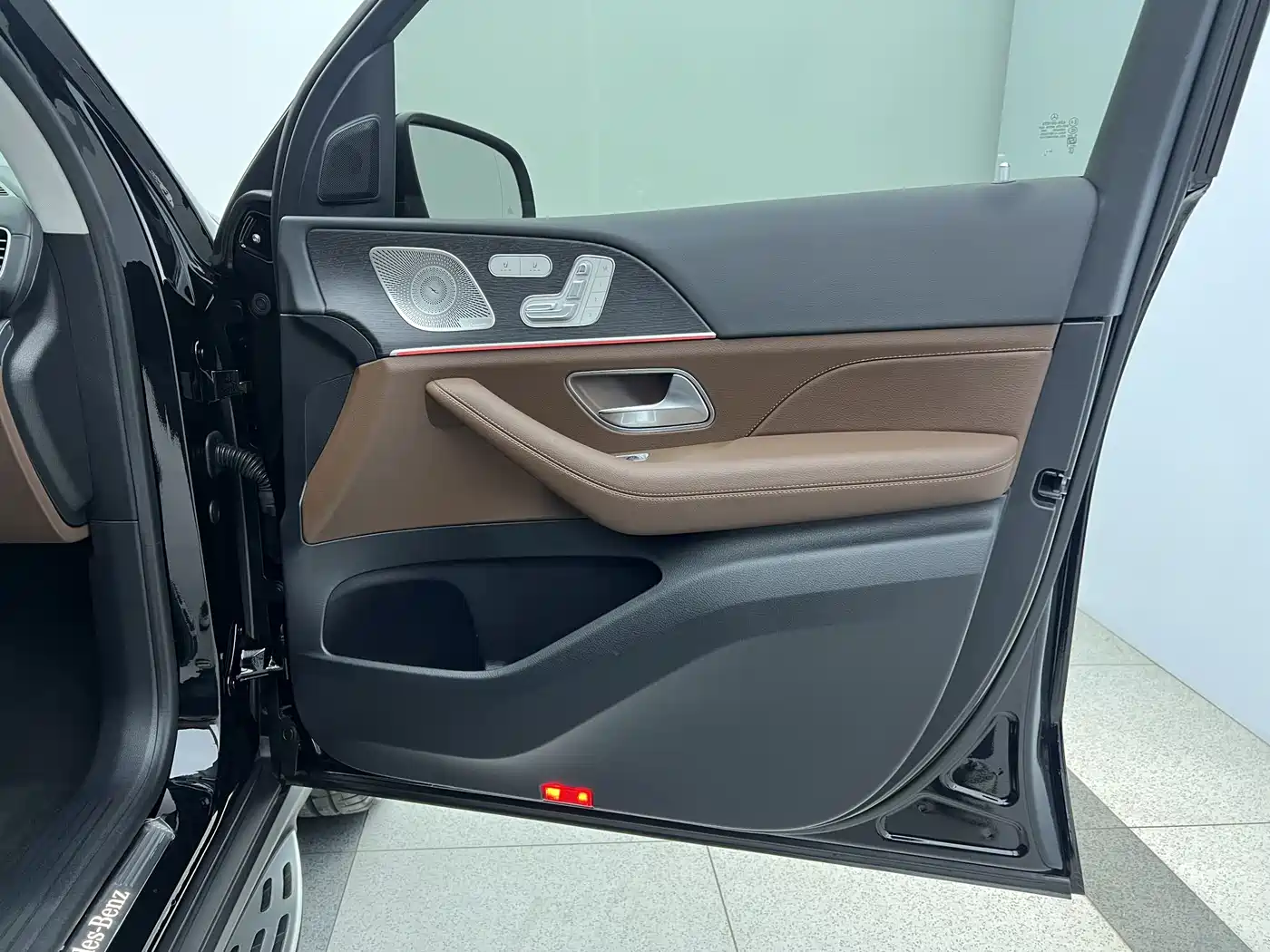 Mercedes-Benz GLE 2025 GLE 450 4MATIC Luxury фото 26