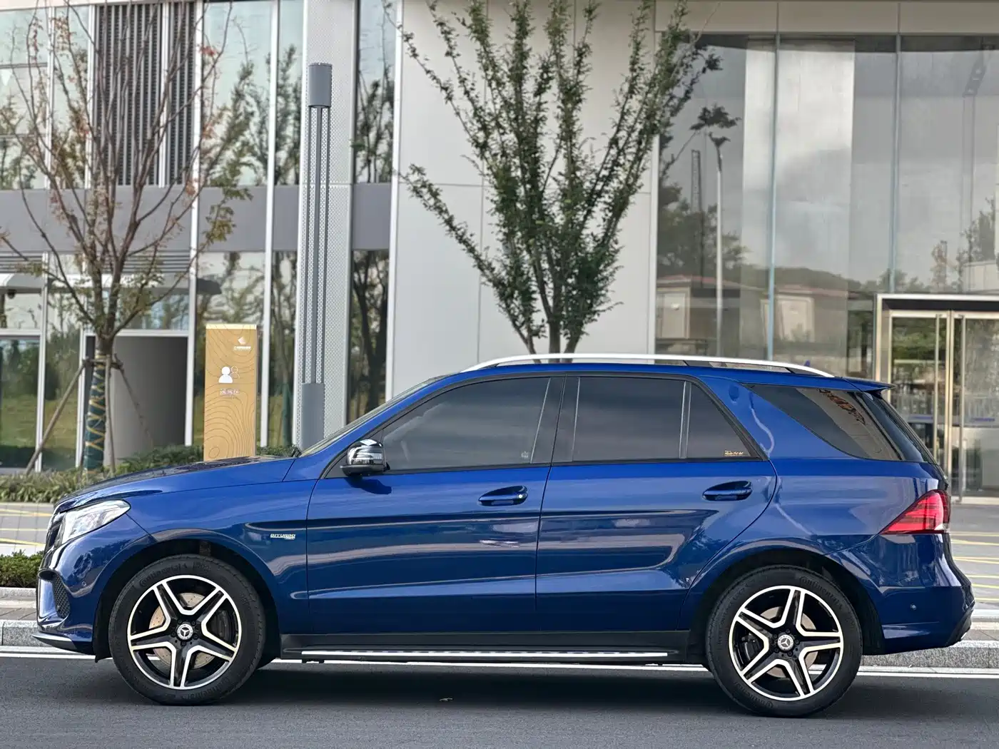Mercedes-Benz GLE AMG 2018 2017 AMG GLE 43 4MATIC