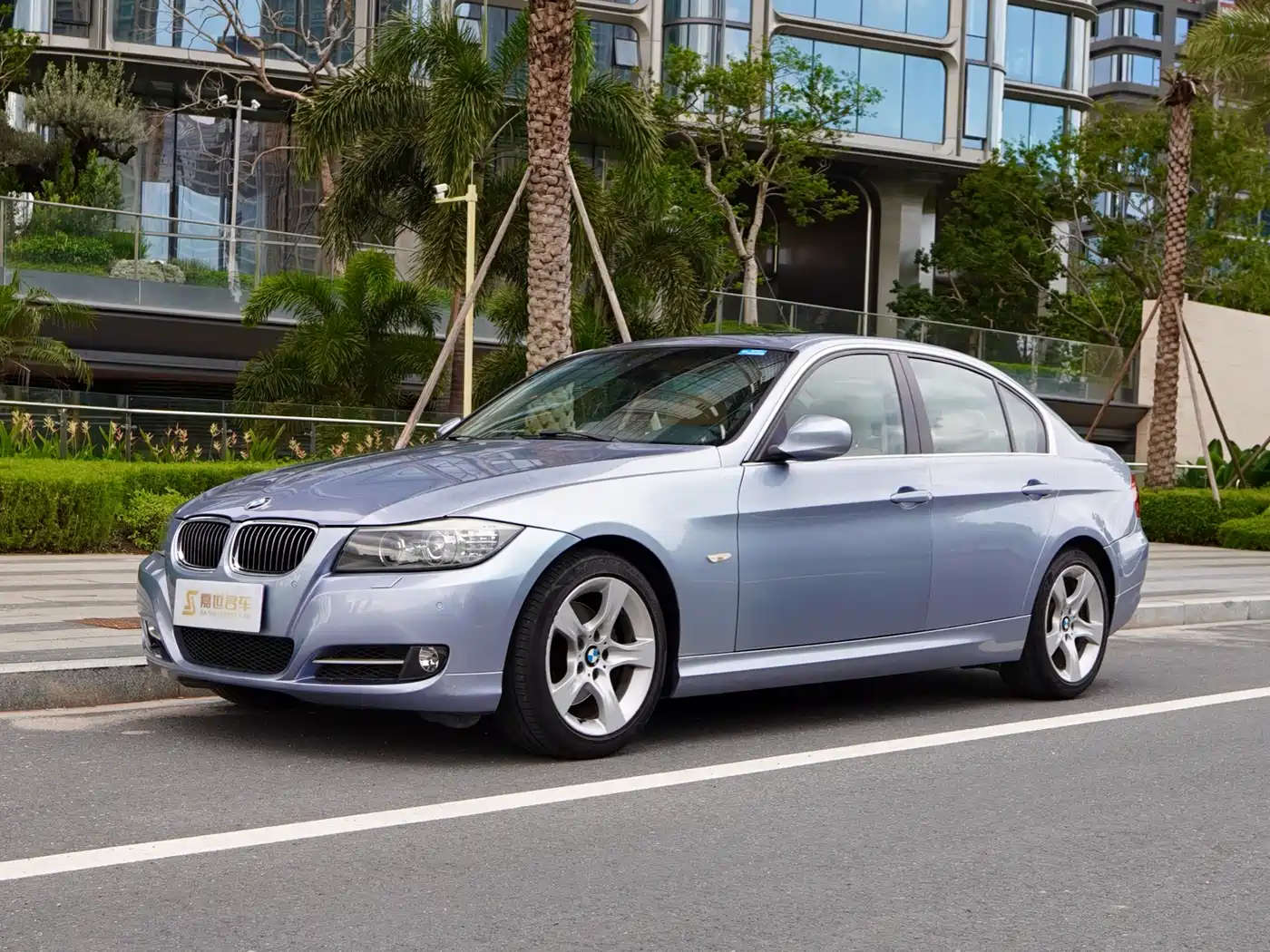 BMW 3 Series (Import) 2010 325i Luxury