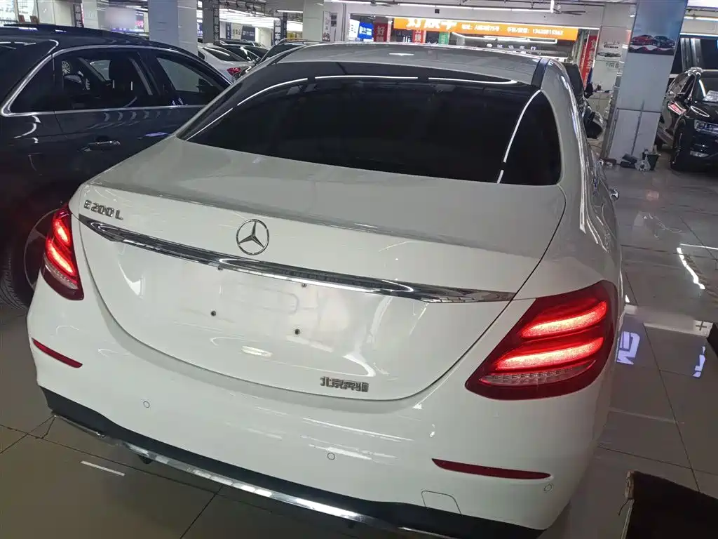 Mercedes-Benz E-Class 2016 E 200 L Sport Type фото 5