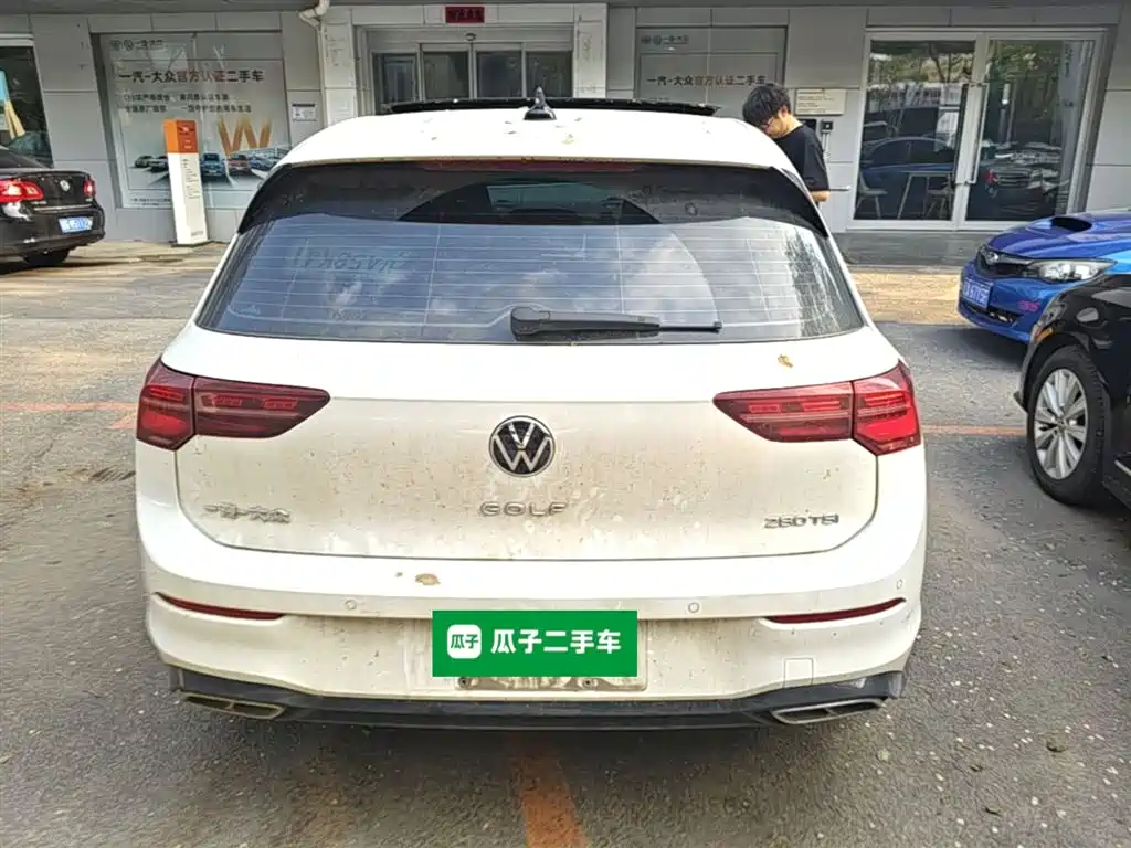 Volkswagen Golf 2023 Facelift 280TSI DSG R-Line Lite фото 10