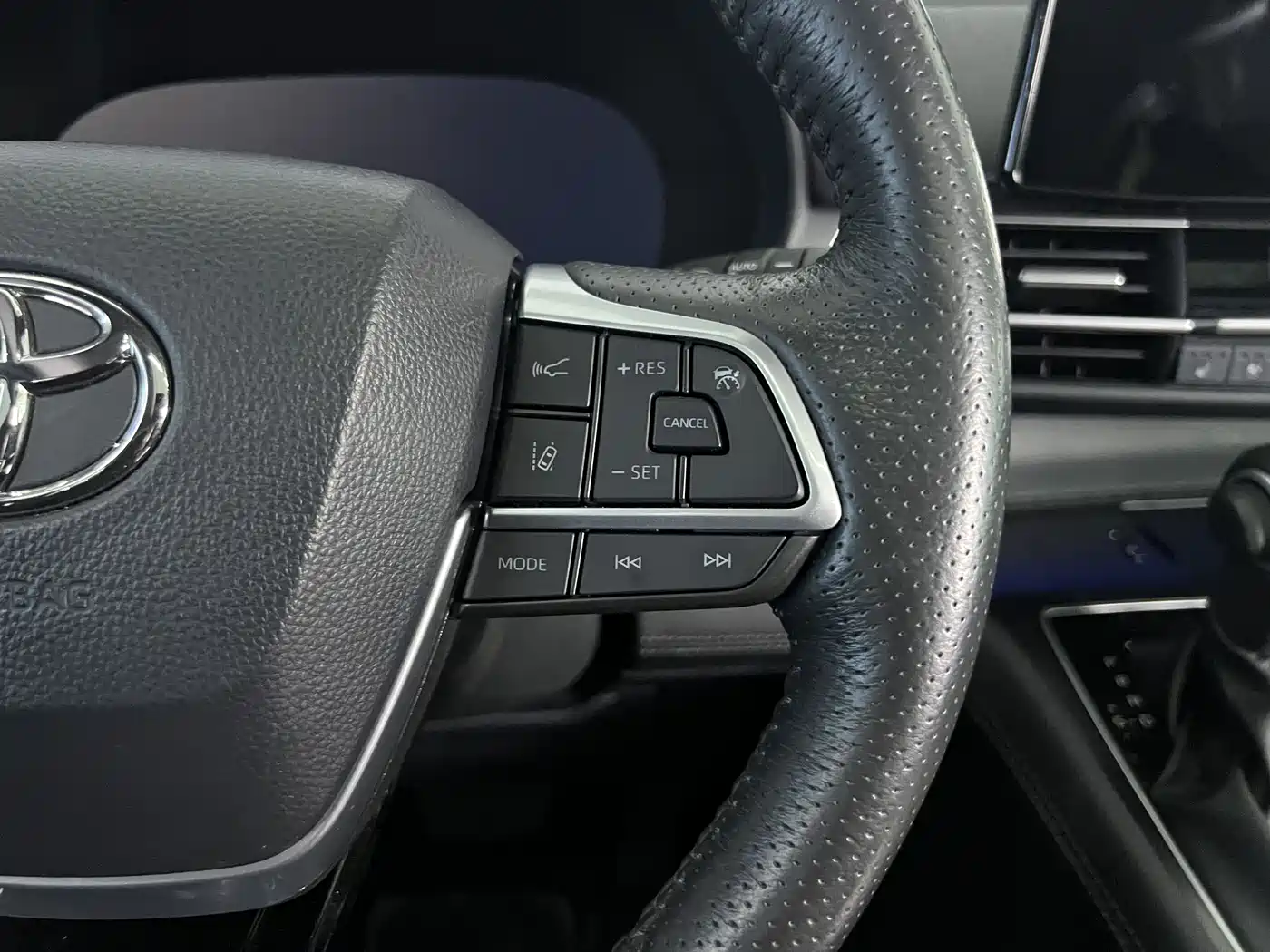 Toyota Sienna 2021 2.5L Hybrid Platinum Edition фото 21