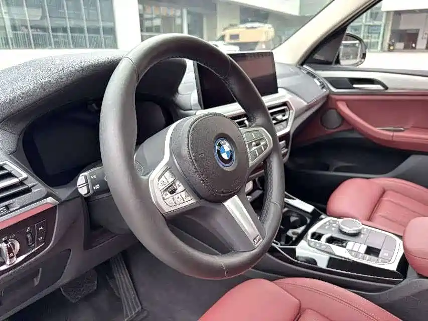 BMW iX3 2022 Innovation Leader фото 4