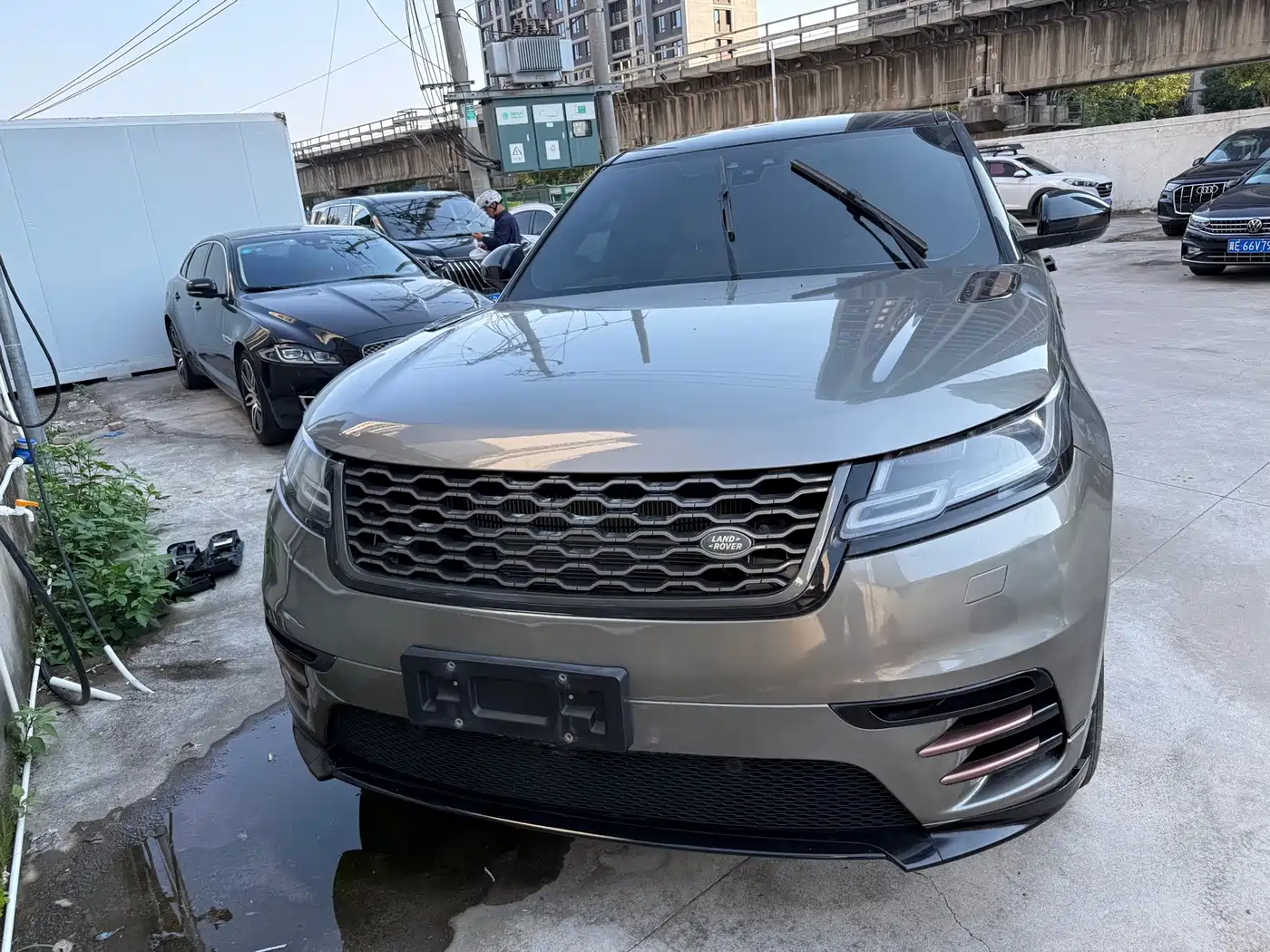 Land Rover Range Rover Velar 2018 2017 P380 R-DYNAMIC SE