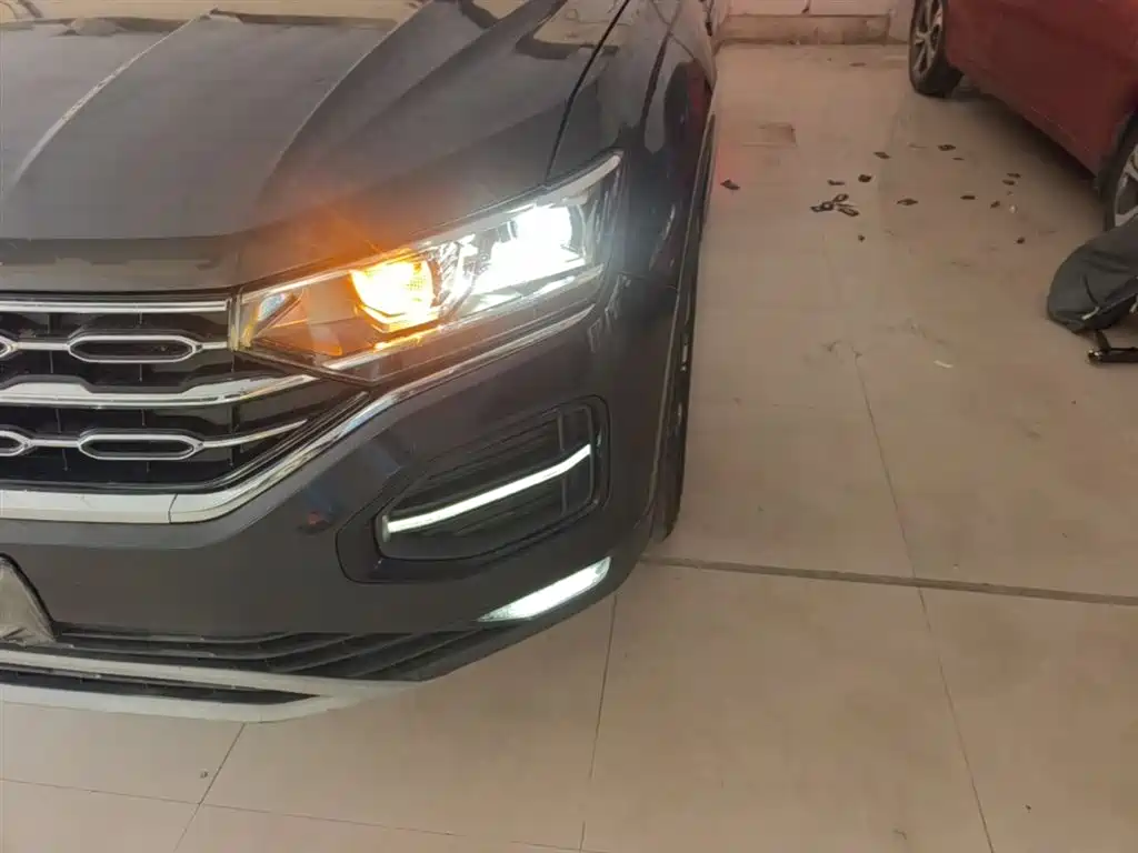 Volkswagen Tayron 2022 280TSI 2WD Luxury Smart Connect Edition фото 24