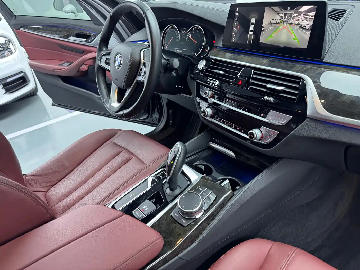 BMW 5 Series 2018 Facelift 530Li Leading M Sport Package фото 13