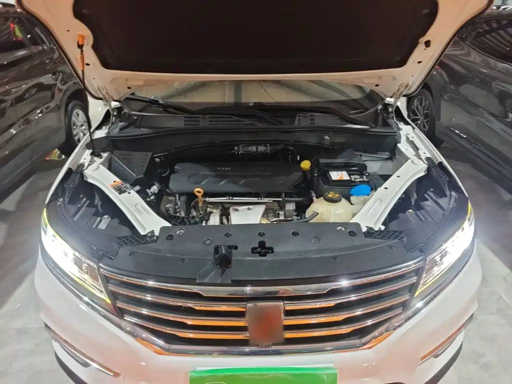 Roewe RX5 2016 2016 30T 4WD Automatic Internet Premium Edition