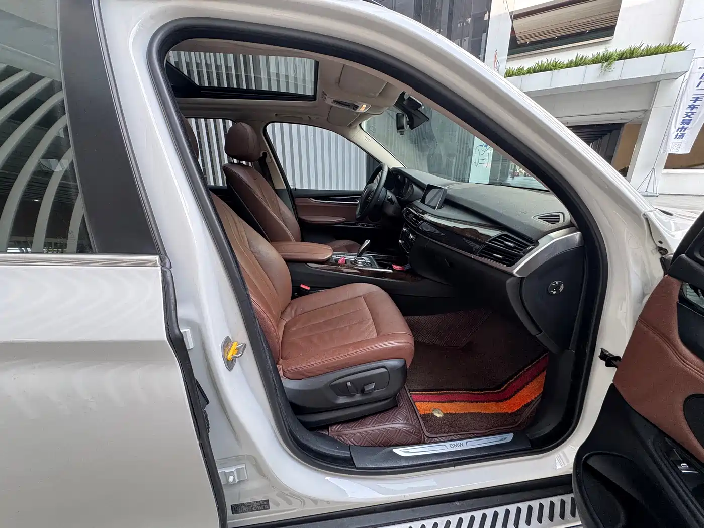 BMW X5 (Import) 2014 xDrive35i Leading фото 7