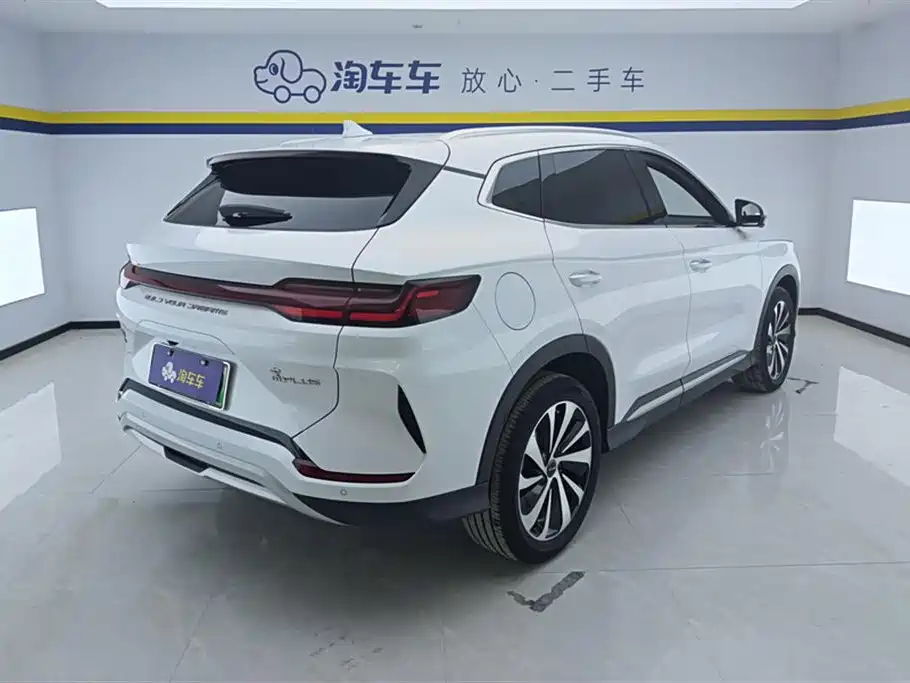 BYD Song PLUS PHEV 2024 Glory Edition DM-i 110km Flagship PLUS фото 3