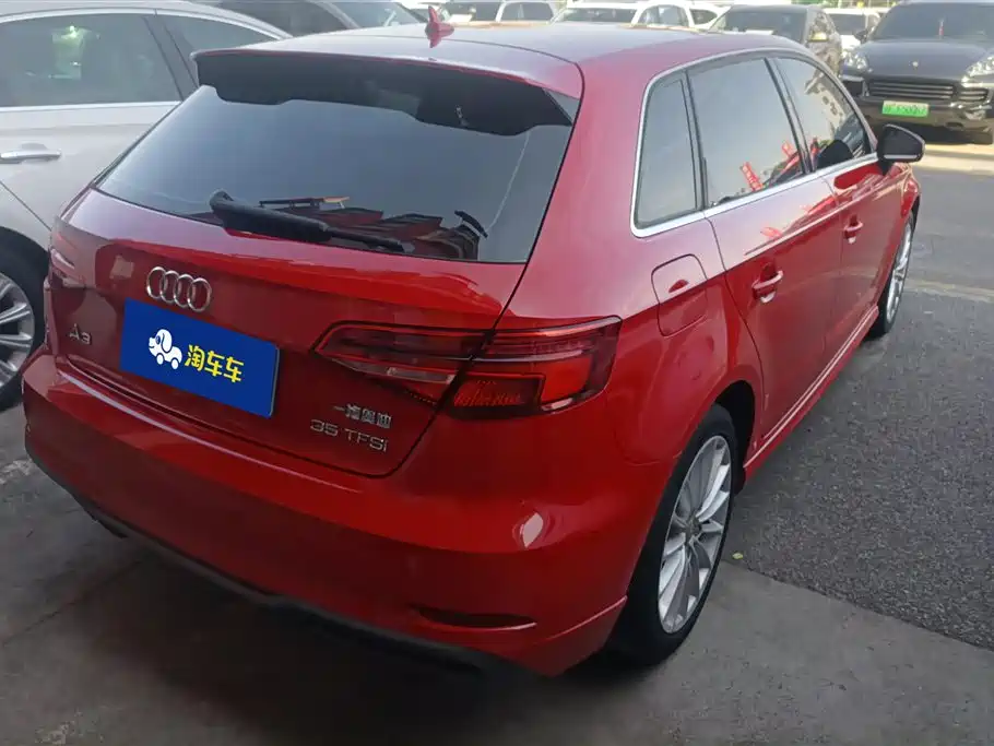 Audi A3 2018 30th Anniversary Sportback 35 TFSI Fashion фото 3