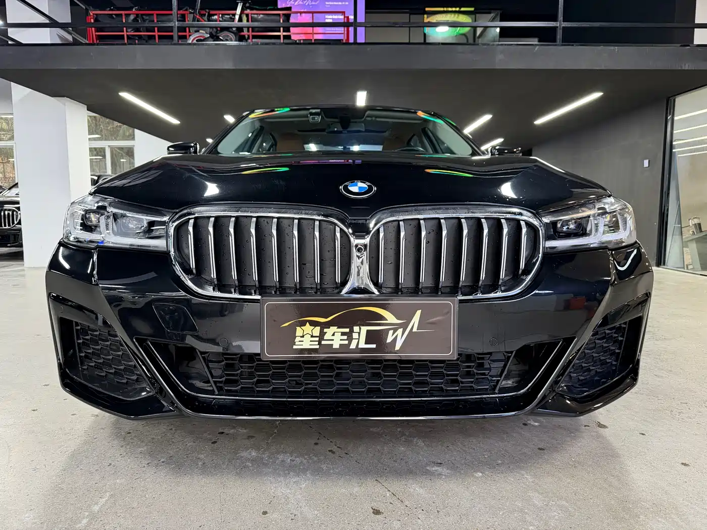 BMW 5 Series 2018 530Li Leading Luxury Package фото 2