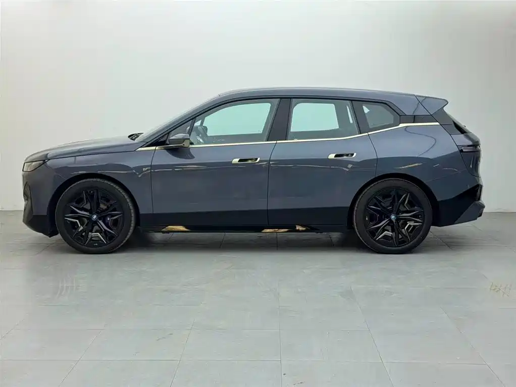  BMW BMW iX M60 2022 M60 3