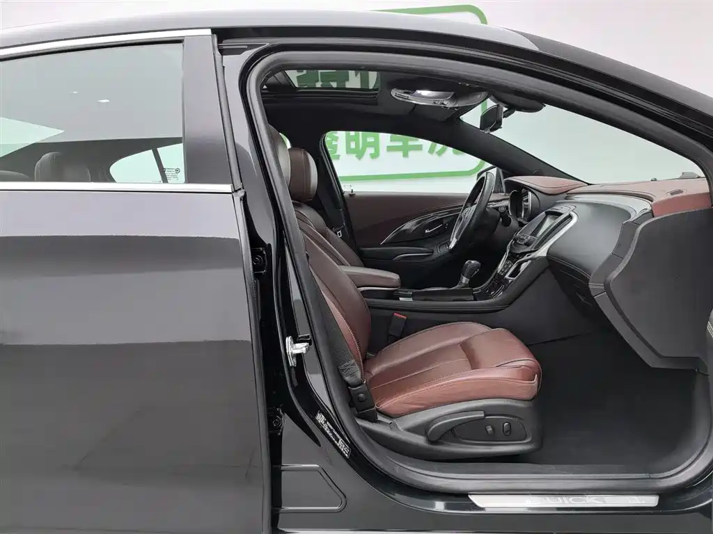 Buick LaCrosse 2013 2.4L SIDI Elite Comfort фото 23