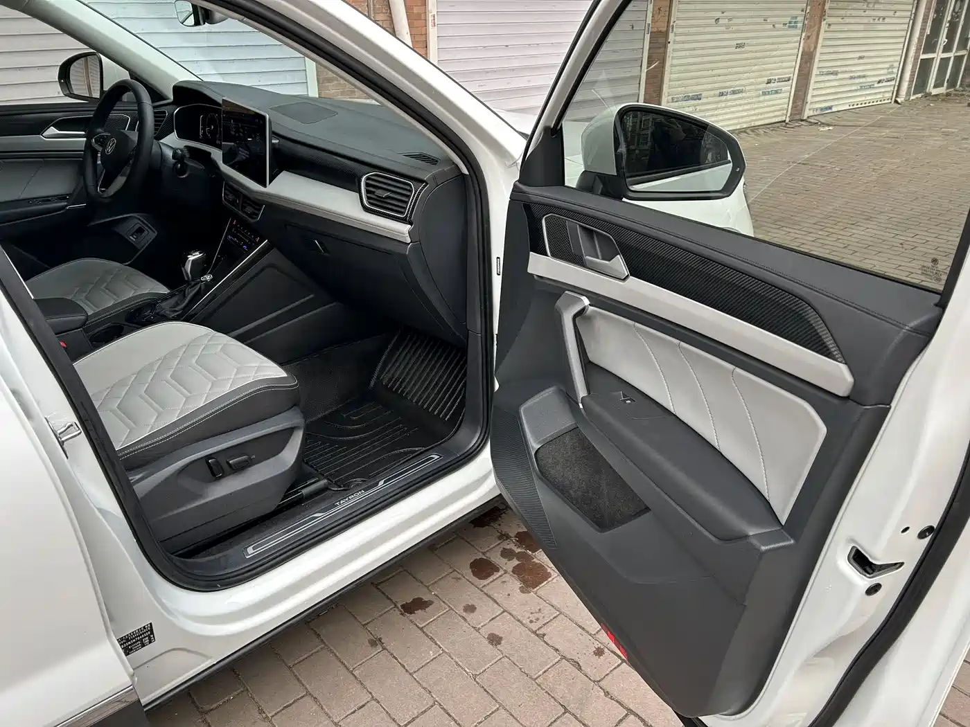 Volkswagen Tayron 2023 280TSI 2WD Luxury Plus Advanced Edition фото 16