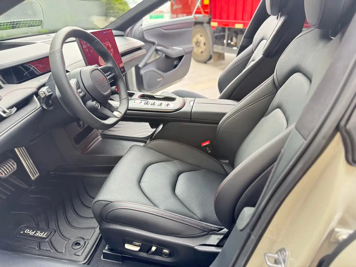 Xiaomi Auto Xiaomi SU7 2024 AWD Extended Range Advanced Smart Driving Max Edition фото 6