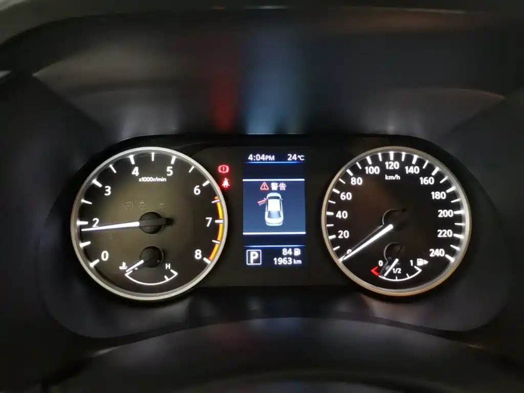 صورة 12 - Nissan Sylphy