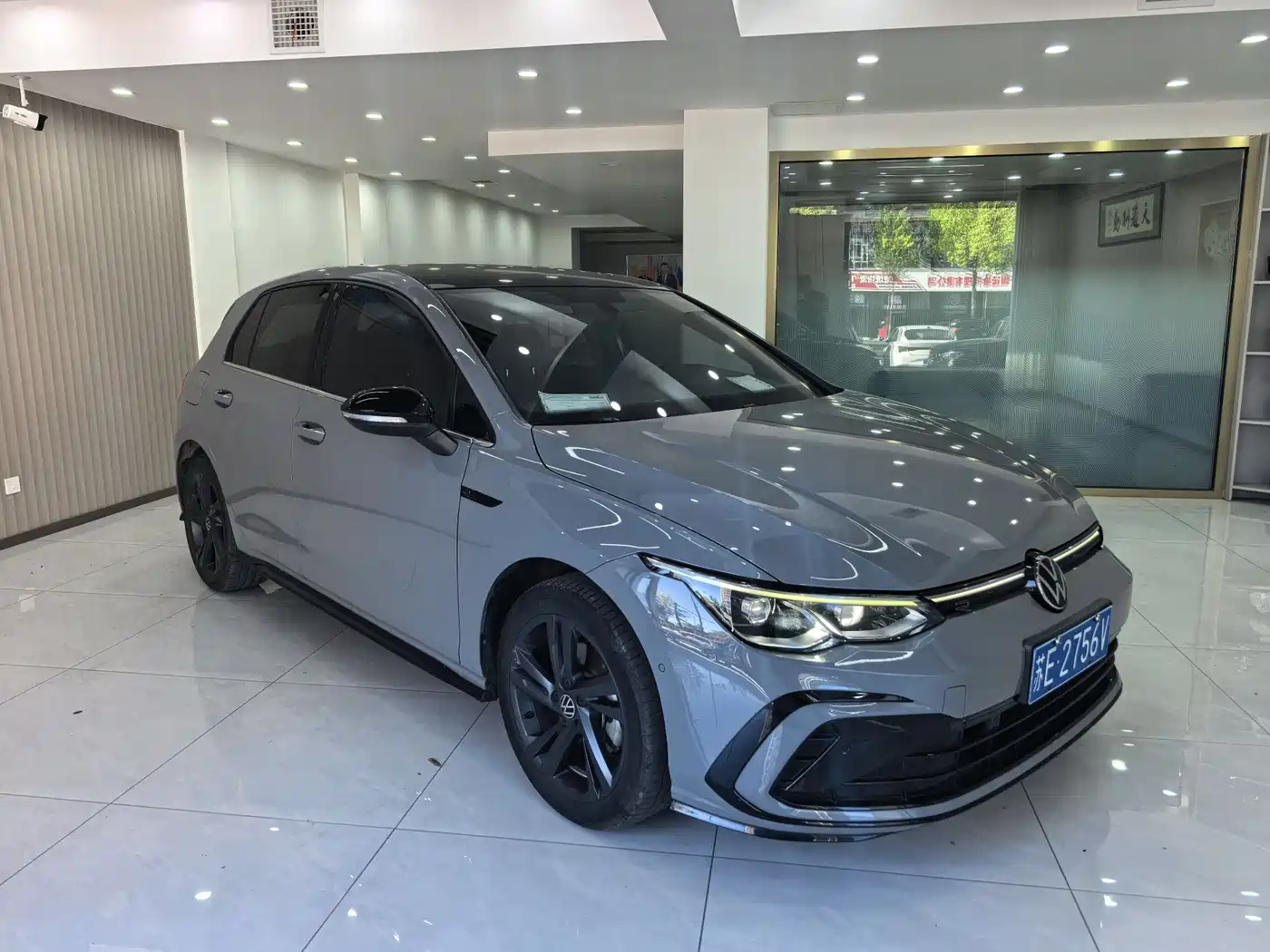 Volkswagen Golf 2023 280TSI DSG R-Line Lite фото 3
