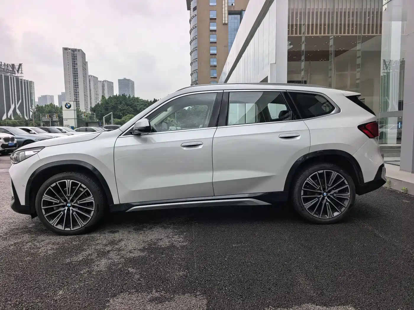 BMW X1 2024 xDrive25Li M Sport Package фото 5