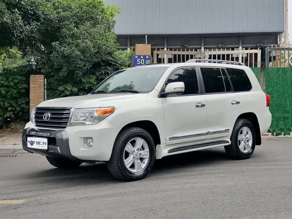 Toyota Land Cruiser (Import)