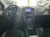 Фото 7 - Ford Focus
