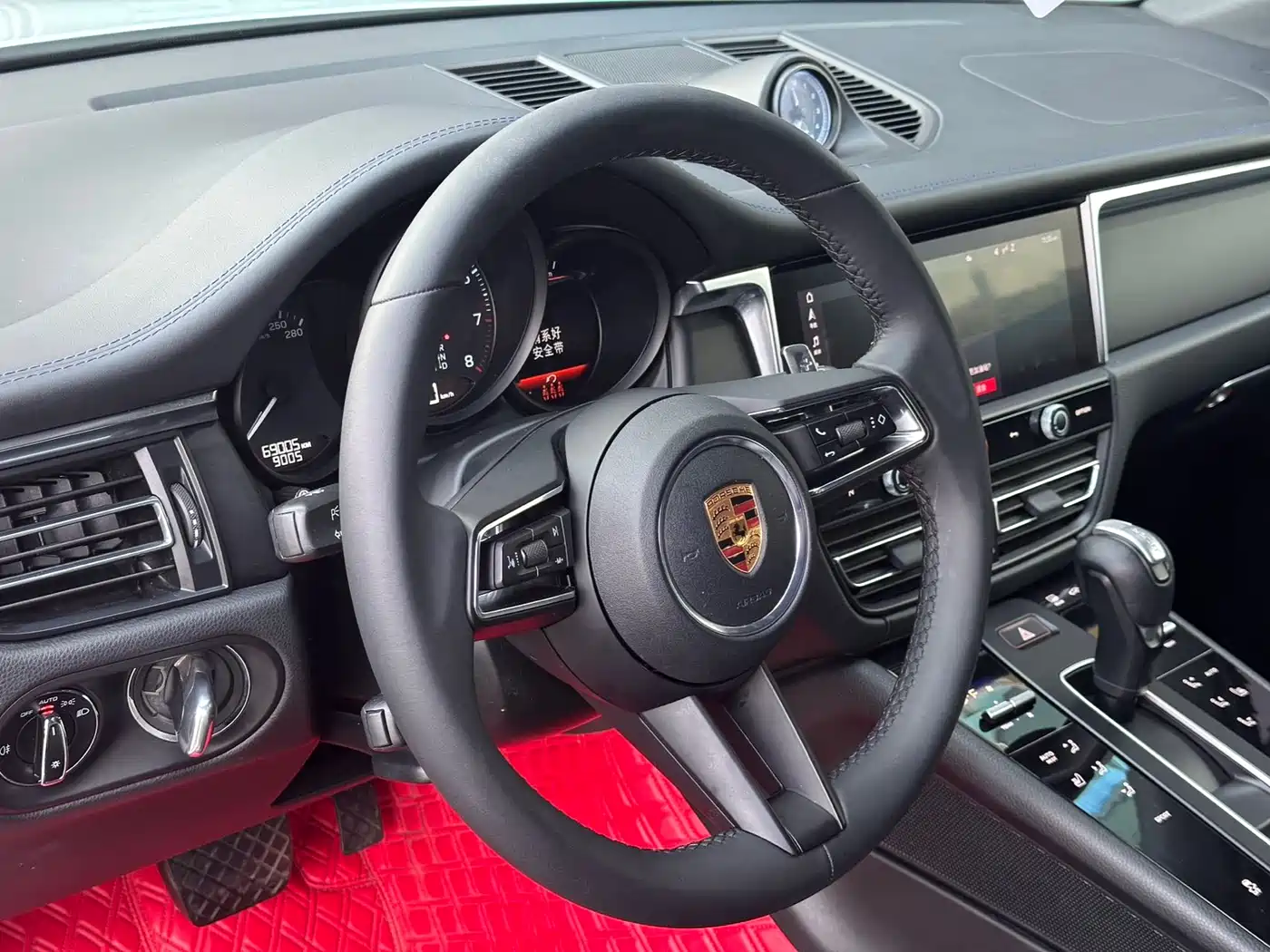 Porsche Macan 2022 Macan 2.0T фото 8