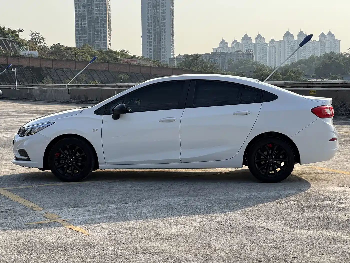 Chevrolet Cruze 2019 2018 Redline 320 Automatic Pioneer Edition