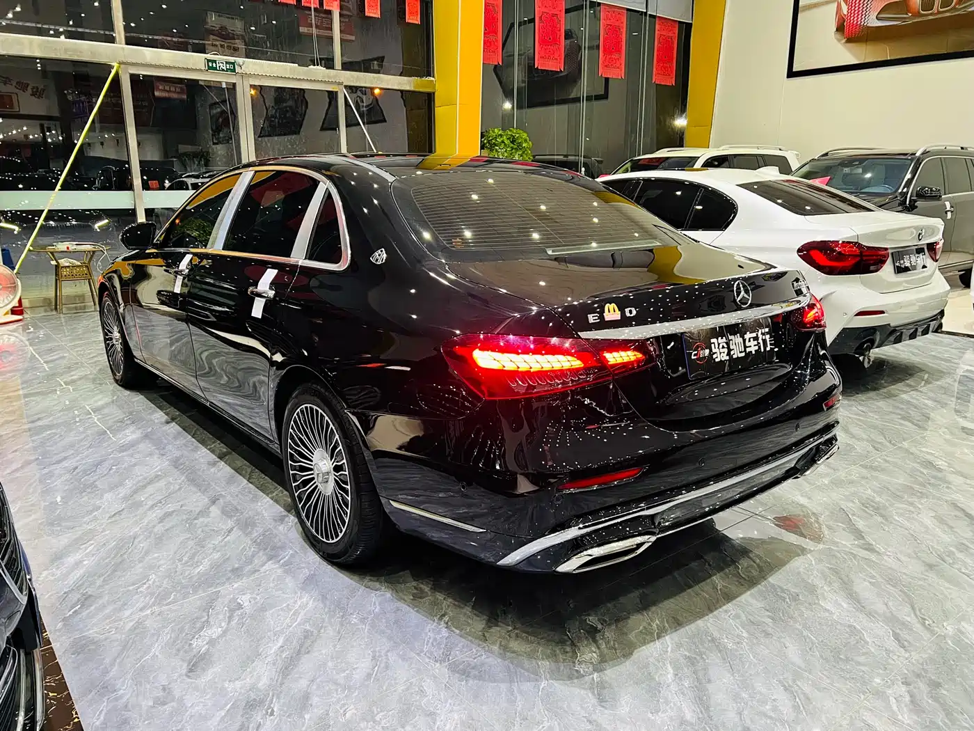 Mercedes-Benz E-Class 2023 E 260 L фото 7