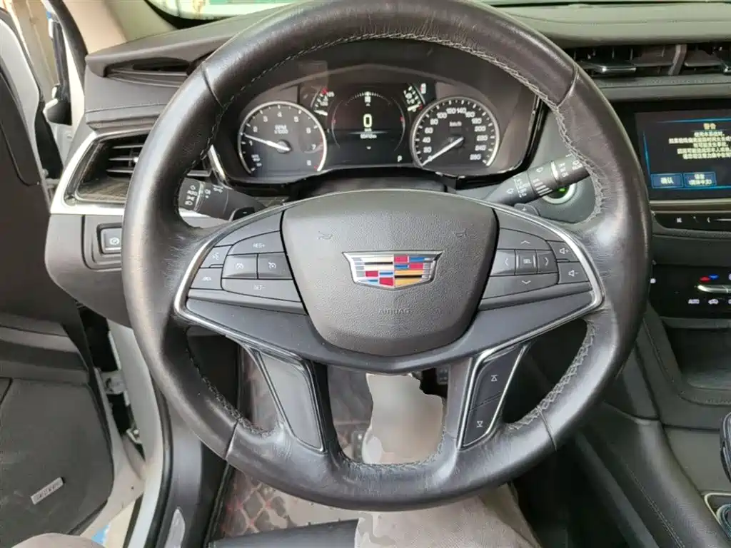 Cadillac XT5 2018 25T Luxury фото 11