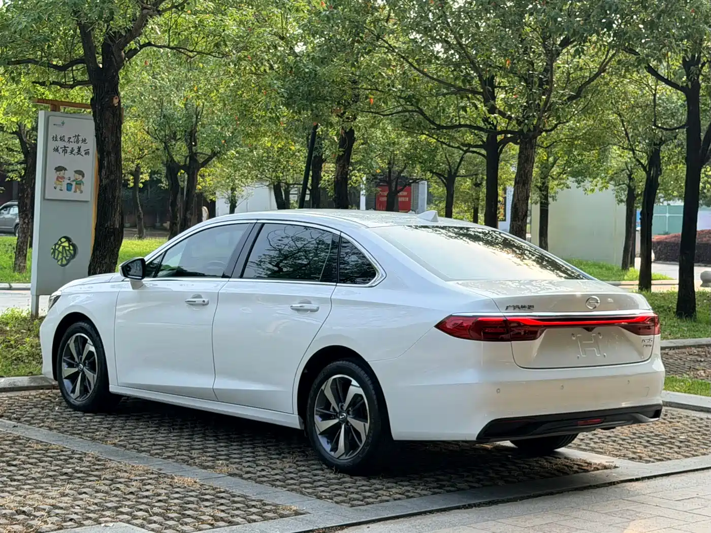 GAC Trumpchi Trumpchi GA6 2022 270T Automatic Luxury Edition фото 9