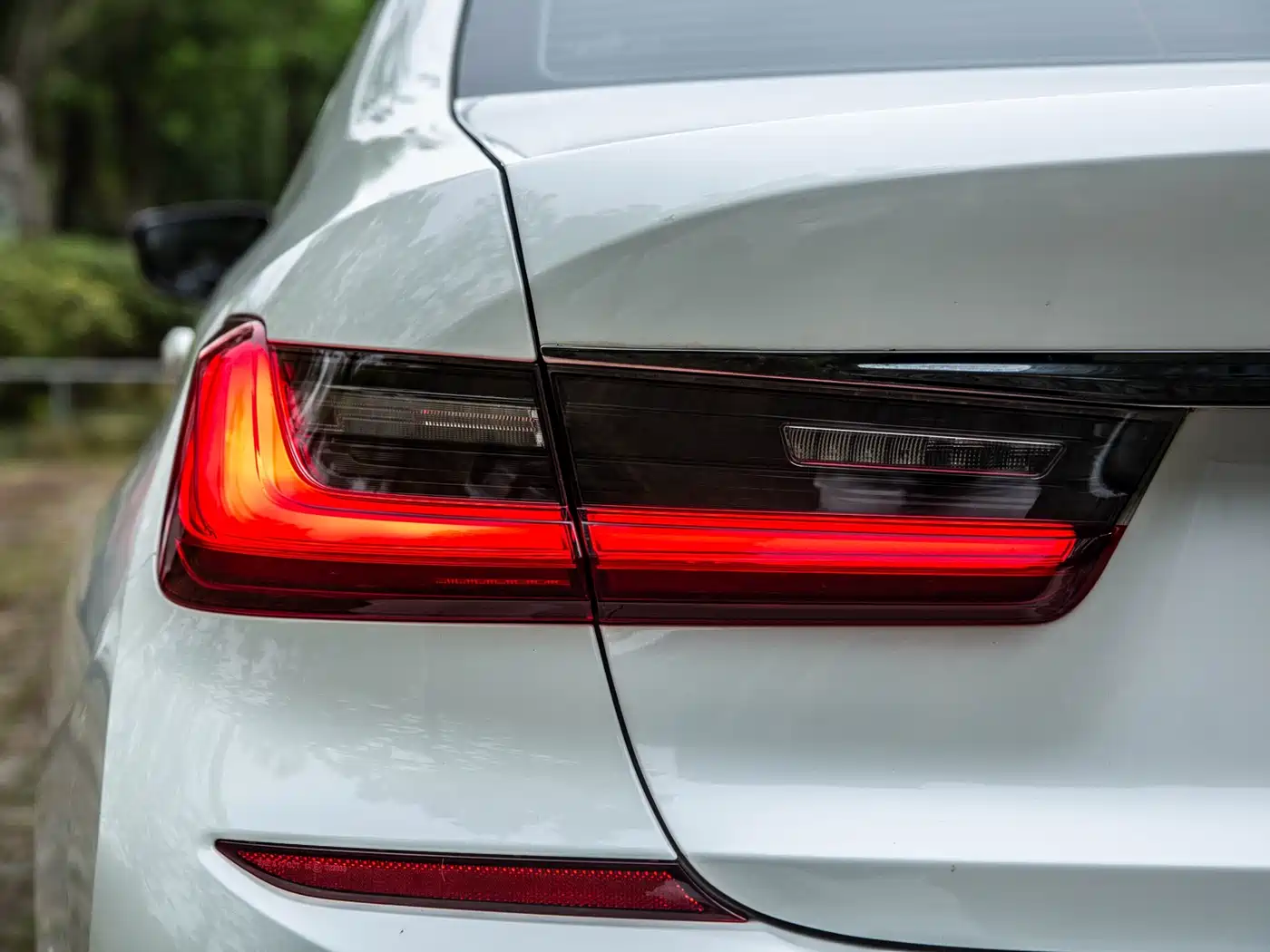 BMW 3 Series 2020 325Li M Sport Package фото 13