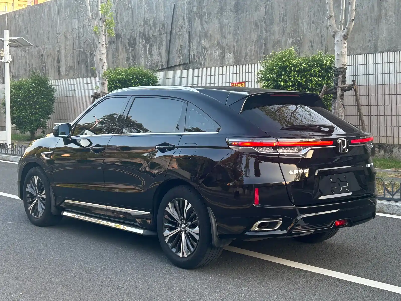 Фото 7 - Honda UR-V
