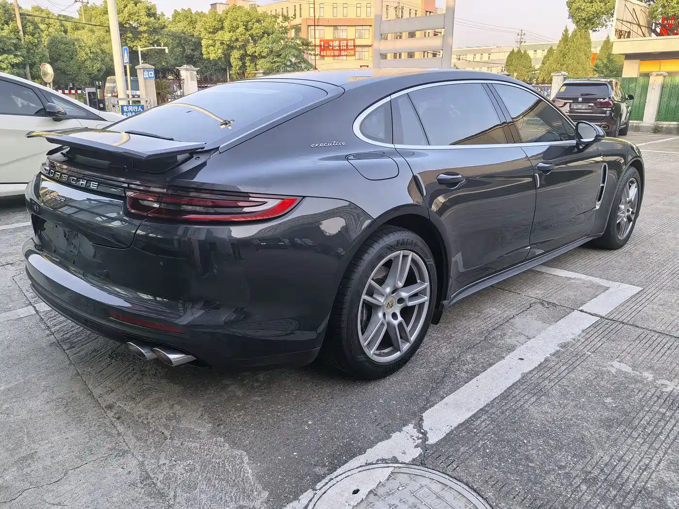 Porsche Panamera 2019 Panamera 4 Executive Long Wheelbase 2.9T фото 13