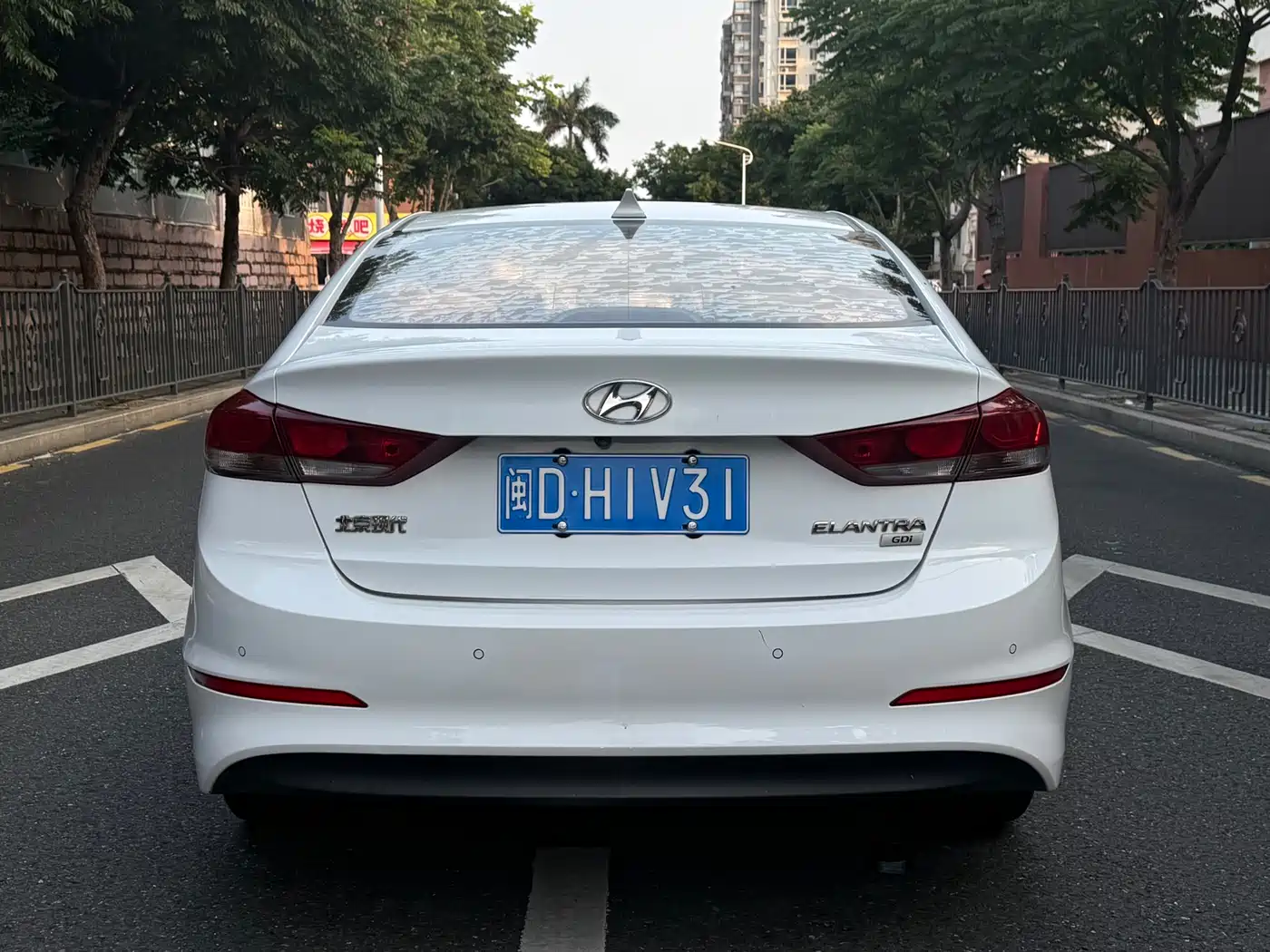 Hyundai Elantra 2016 Model 1.6L Automatic Smart Elite фото 5