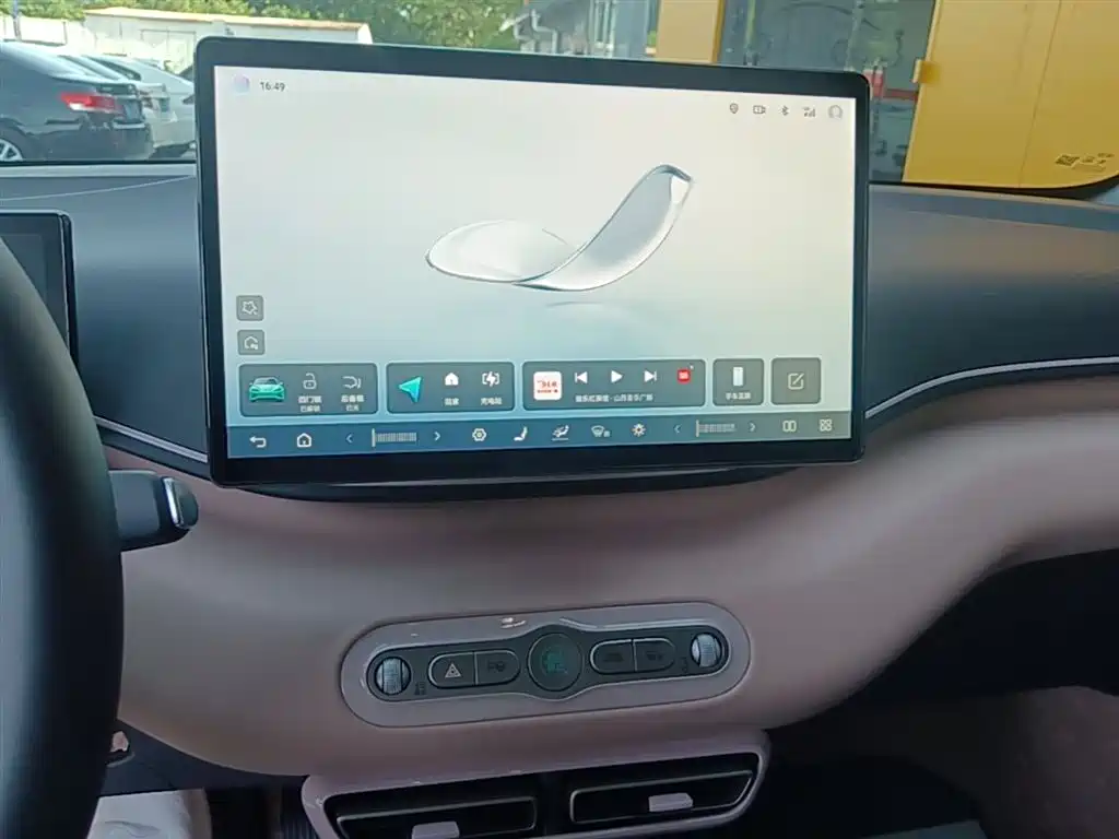 BYD Seagull 2025 Smart Drive Edition 305km Freedom Version фото 13