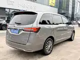 Фото 4 - Buick GL8