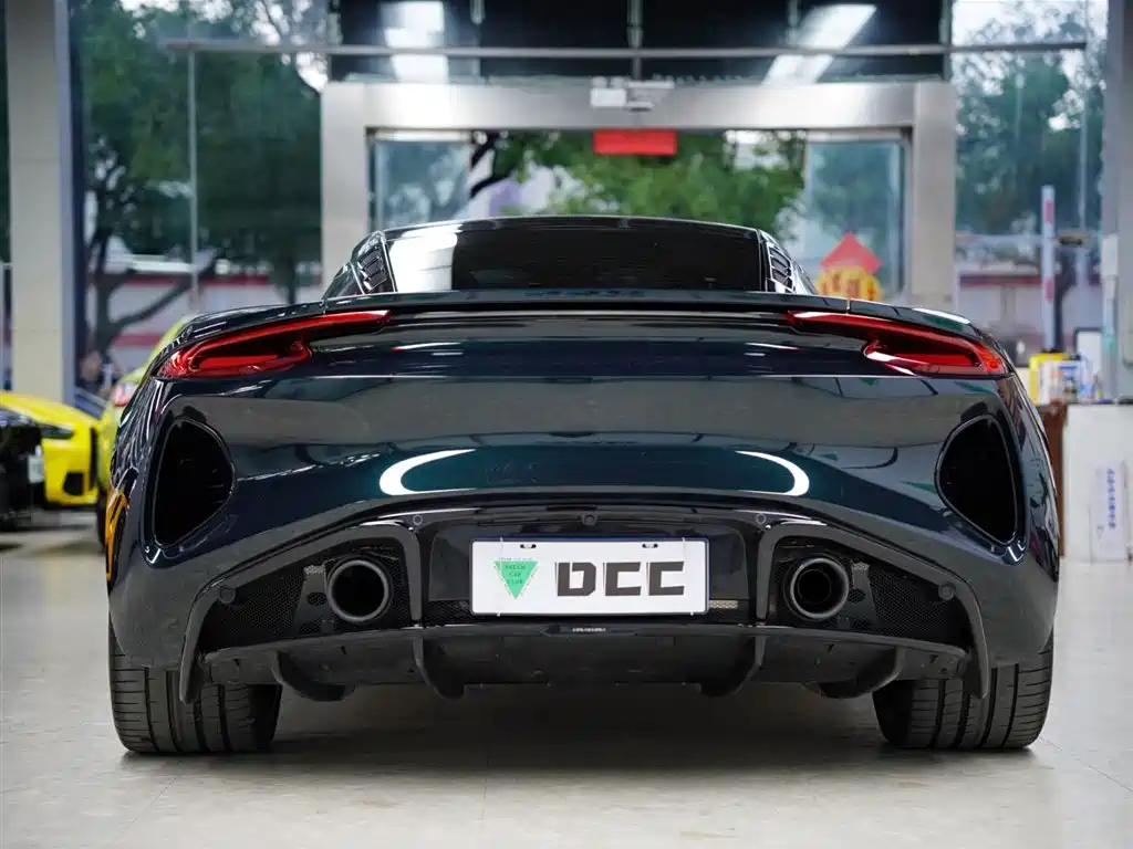 Lotus Cars EMIRA 2021 2.0T DCT First Edition фото 7