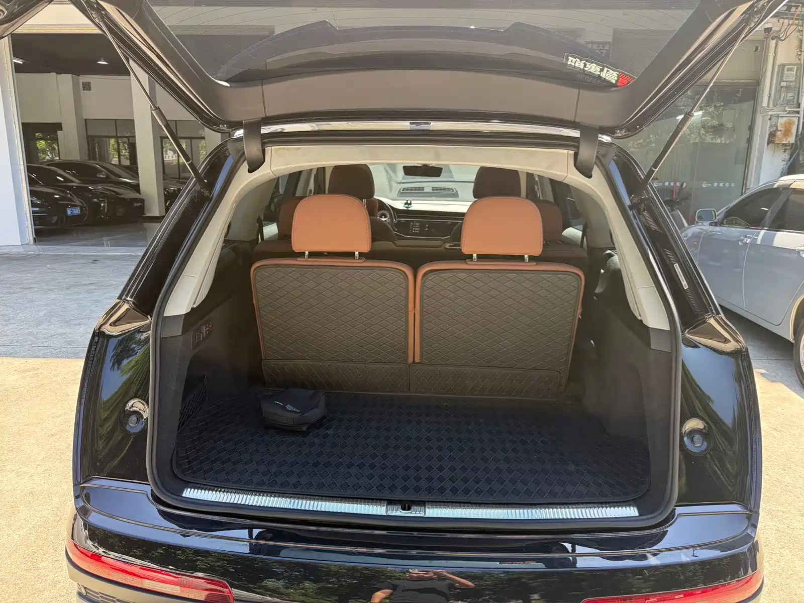 Photo 14 - Audi Q7
