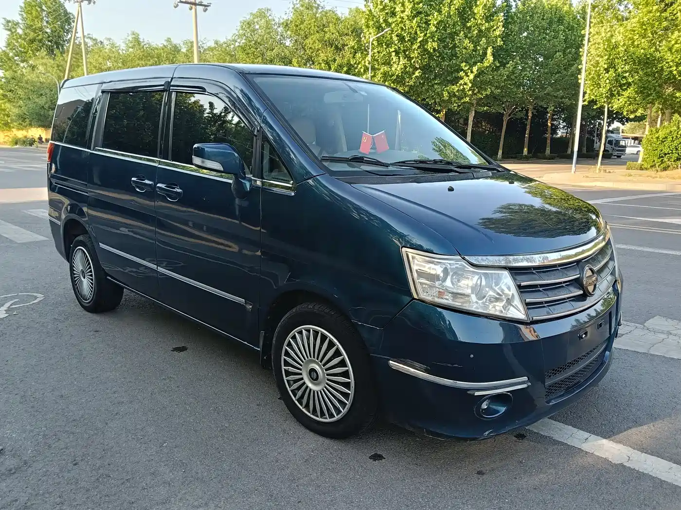 Dongfeng ZNA Shuaike 2011 2011 1.6L Manual Luxury 7-seater